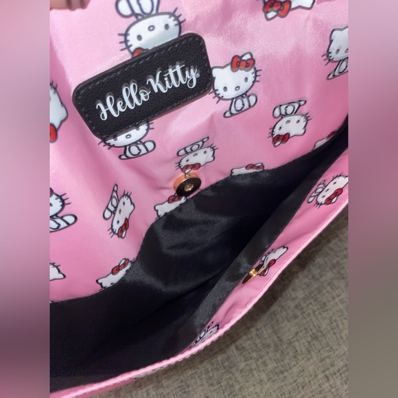 24HR DROP ⬇️Hello Kitty Weekender/Over sized Tote Bag - Picture 2 of 4